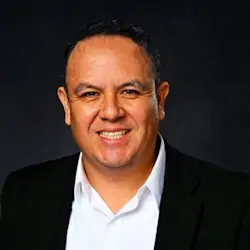 LUIS BECERRIL